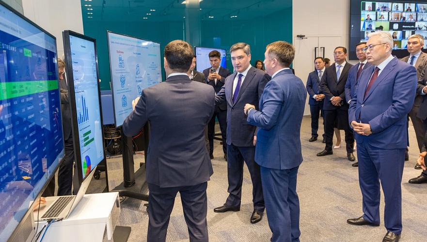 Премьер-министр ознакомился с внедрением цифровых решений в органах юстиции